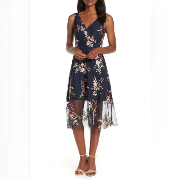 green emerald velvet dress Vince Camuto Embroidered Mesh Midi with V-Neck and Spaghetti Strap Blush 12  at Amazon Women's Clothing store main image 1